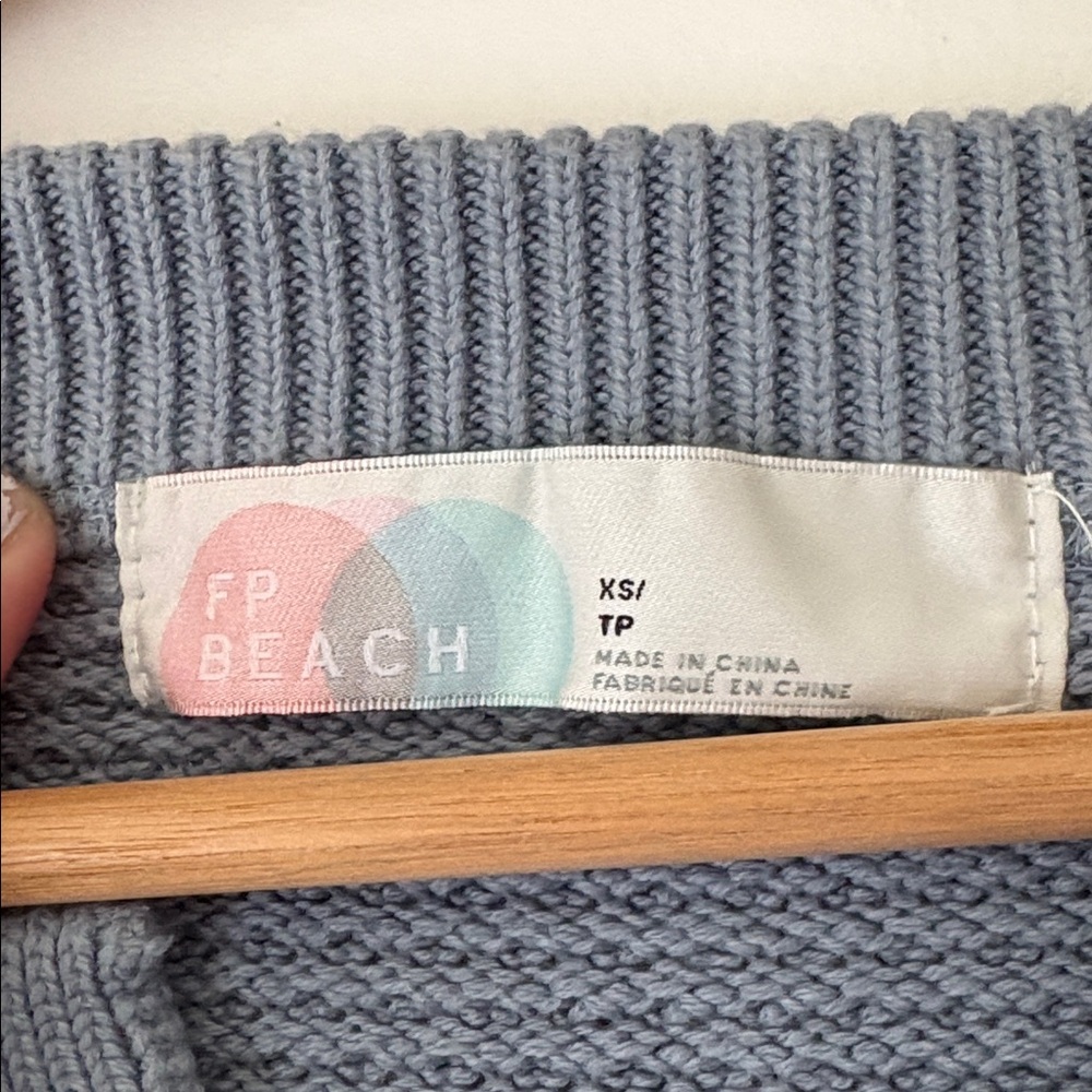 FP beach pullover - Picture 4 of 4